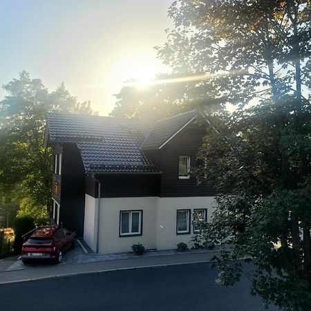 Pension & Ferienwohnung Oberhof 810 M المظهر الخارجي الصورة