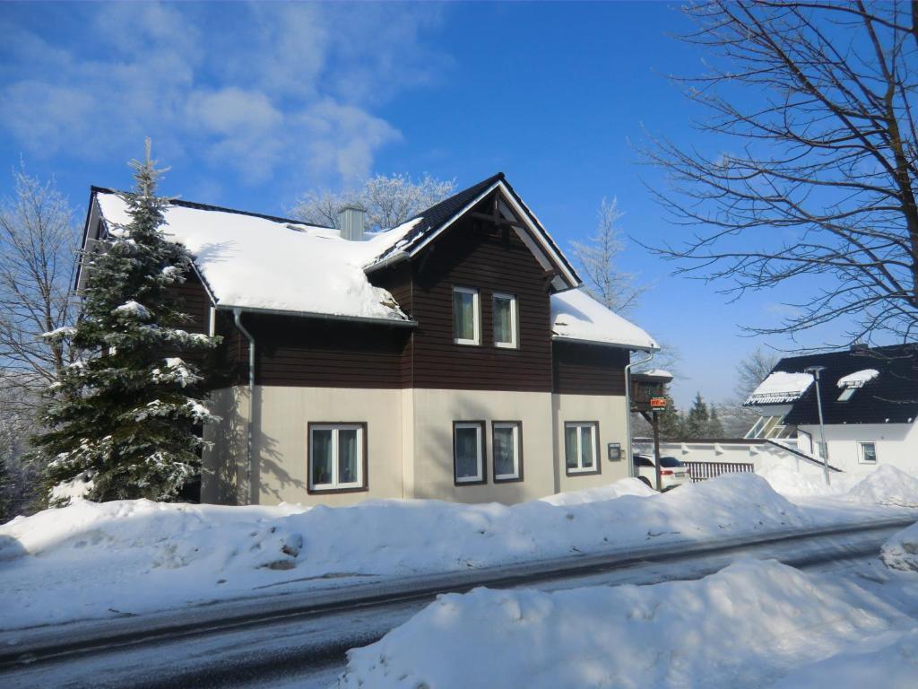 Pension & Ferienwohnung Oberhof 810 M المظهر الخارجي الصورة